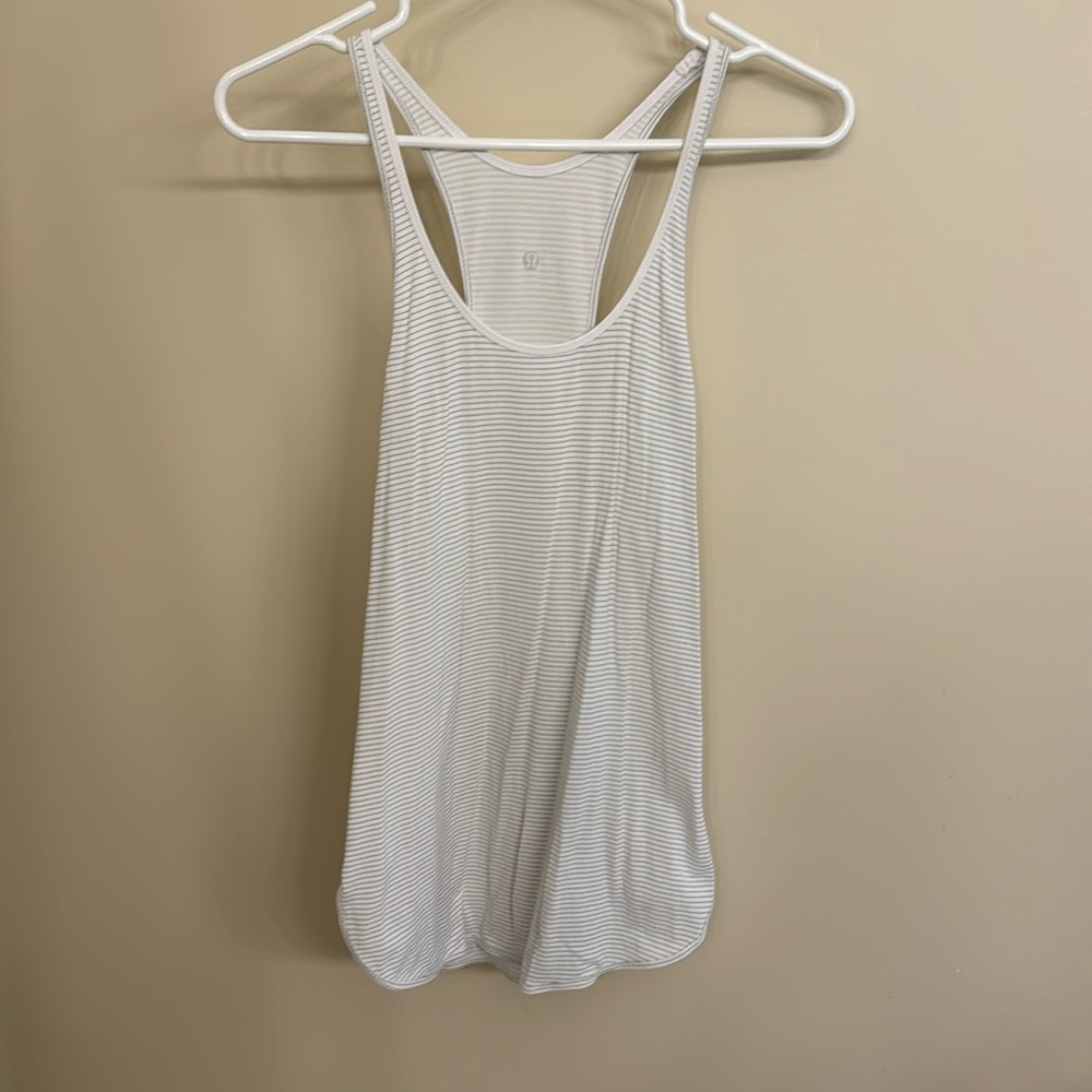 Lululemon tank